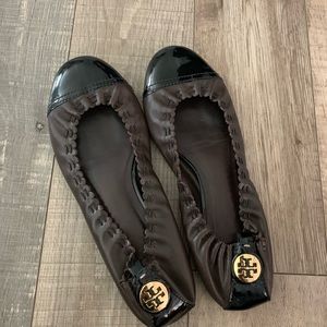 TORY BURCH Mocha Flats